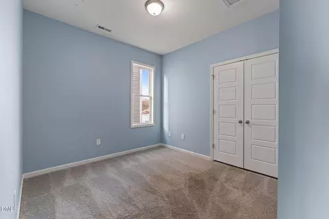 Bedroom - 643 Sturgeon St, Smithfield, NC 27577 photo 4 of 4