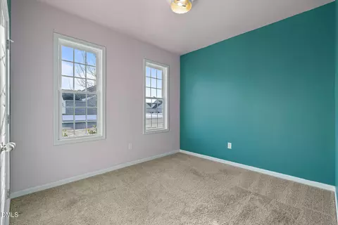 Bedroom - 643 Sturgeon St, Smithfield, NC 27577 photo 3 of 4