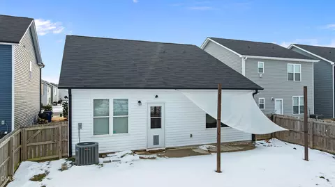 Exterior - 643 Sturgeon St, Smithfield, NC 27577 photo 3 of 5