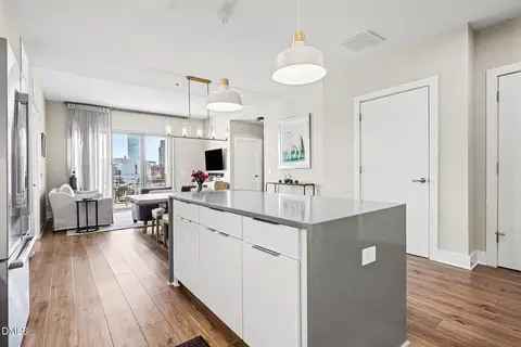 214 Hunt St #710, Durham, NC 27701