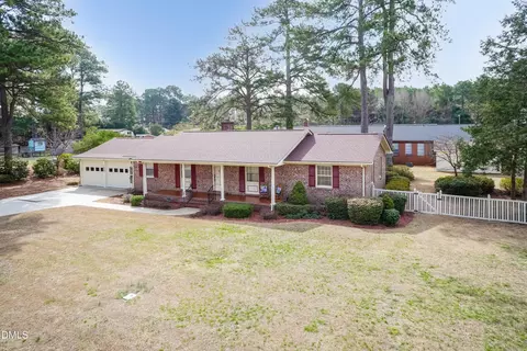 Exterior - 115 Strickland Dr, Smithfield, NC 27577 photo 3 of 11
