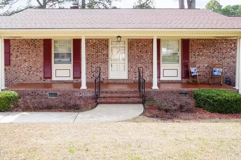 Exterior - 115 Strickland Dr, Smithfield, NC 27577 photo 4 of 11