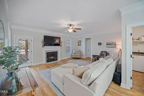 Living - 72 Meadowmist Dr, Garner, NC 27529 photo 2 of 2