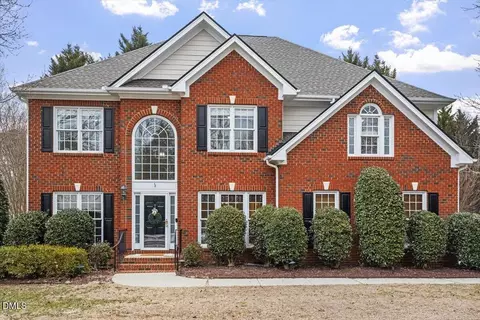 3812 Covina Dr, Raleigh, NC 27613