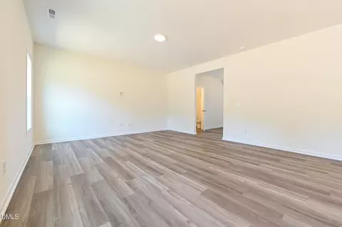Living - 148 Baxley Dr, Dunn, NC 28334 photo 4 of 4