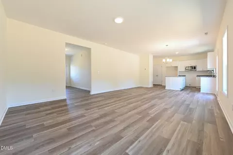 Living - 148 Baxley Dr, Dunn, NC 28334 photo 3 of 4