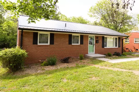513 N Fifth St, Mebane, NC 27302