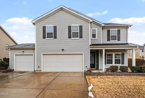 3437 Longleaf Estates Dr, Raleigh, NC 27616