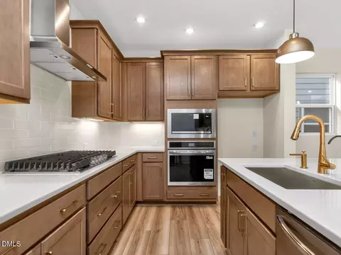 41 Hillway Rd, Pittsboro, NC 27312
