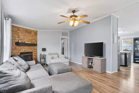 112 Morgan St, Erwin, NC 28339 photo 9