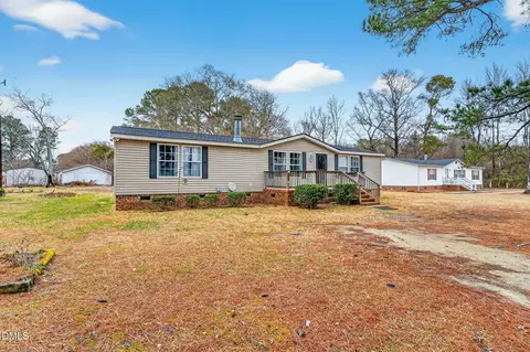 112 Morgan St, Erwin, NC 28339 photo 4