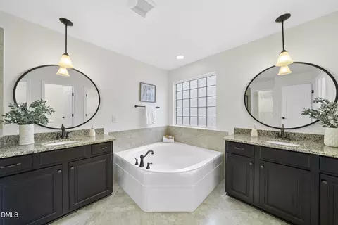 Bath - 1639 Padstone Dr, Apex, NC 27502 photo 1 of 3