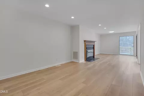 3 Creekview Ln, Durham, NC 27705 photo 7