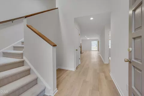 3 Creekview Ln, Durham, NC 27705 photo 3