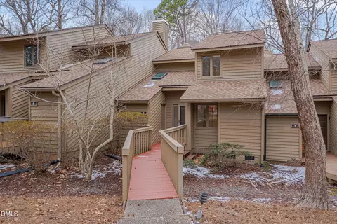 3 Creekview Ln, Durham, NC 27705 photo 2