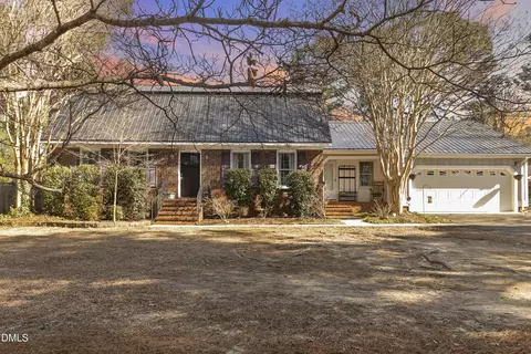 1023 Devonshire Trl, Aberdeen, NC 28315