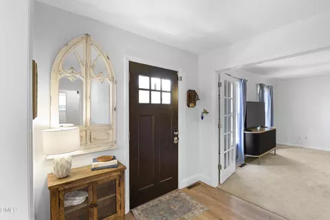 Entry Way - 1023 Devonshire Trl, Aberdeen, NC 28315 photo 2 of 4