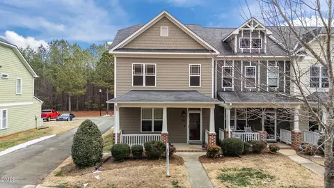 80 Millbrook Dr, Pittsboro, NC 27312