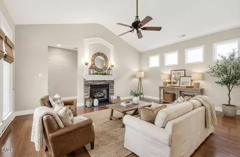 54 Denby Cir, Clayton, NC 27527
