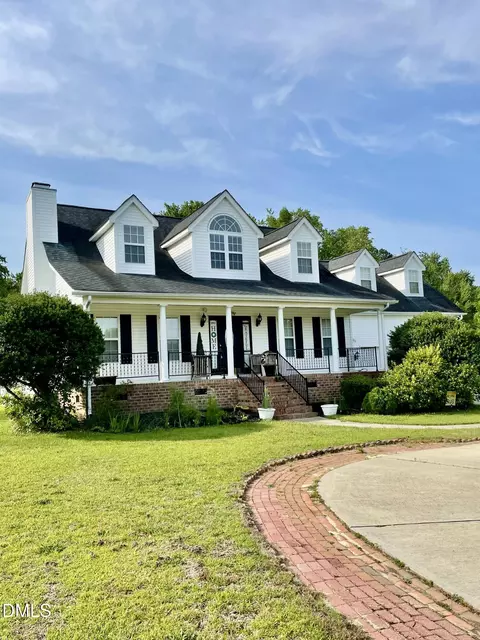100 Blackberry Creek Dr, Willow Spring, NC 27592