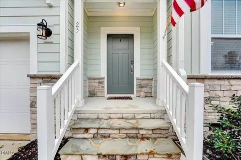 25 Courrone Ct, Willow Spring, NC 27592