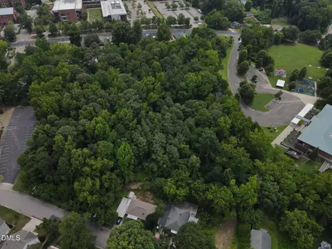 200 Bern St, Durham, NC 27707 photo 2