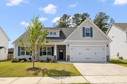 530 Atwood Dr, Clayton, NC 27520
