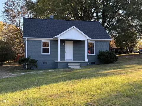 2222 Sunset Hills Dr, Burlington, NC 27215