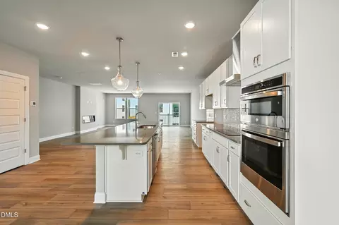 1232 S Person St #201, Raleigh, NC 27601