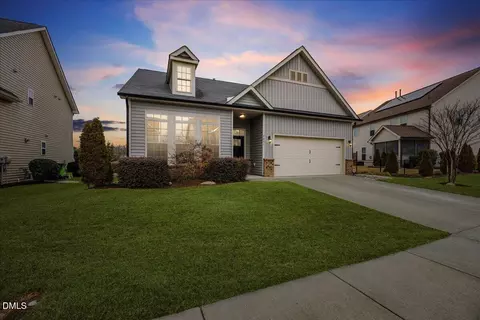 7601 Oakberry Dr, Raleigh, NC 27616