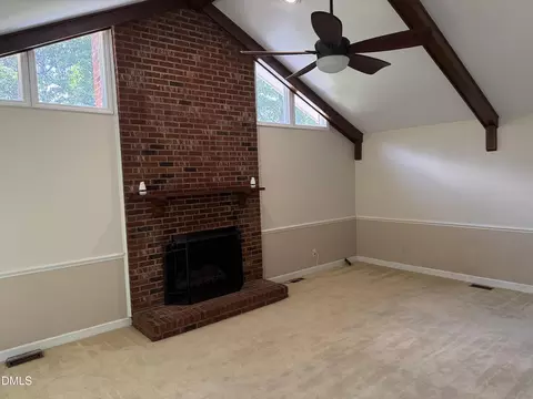 102 Pebblebrook Dr, Knightdale, NC 27545
