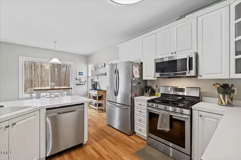 Kitchen - 9 Otters Run, Durham, NC 27712 photo 6 of 7