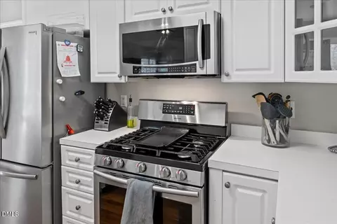 Kitchen - 9 Otters Run, Durham, NC 27712 photo 7 of 7