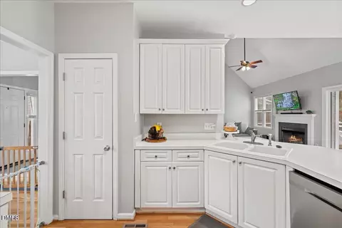 Kitchen - 9 Otters Run, Durham, NC 27712 photo 5 of 7