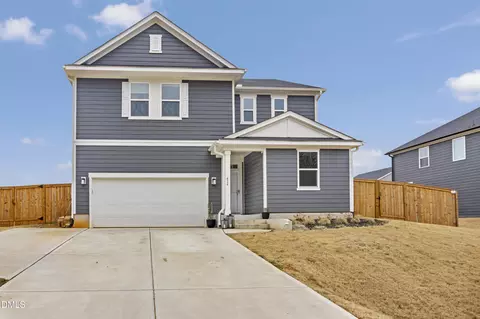 424 Thorny Branch Dr, Raleigh, NC 27603