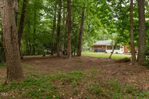 Exterior - 3435 Cromwell Rd, Durham, NC 27705 photo 3 of 10