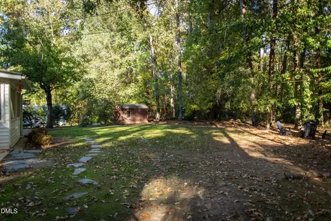 Exterior - 3435 Cromwell Rd, Durham, NC 27705 photo 9 of 10