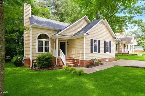 4401 Liverpool Ln, Raleigh, NC 27604