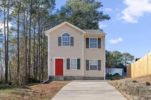 2804 Enka Dr, Raleigh, NC 27610