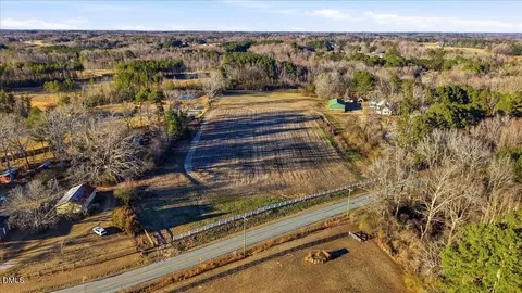 6400 Wimberly Rd, Willow Springs, NC 27592