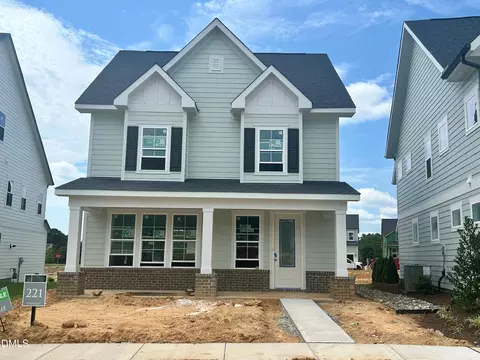 826 Fireship Rd, Fuquay Varina, NC 27526