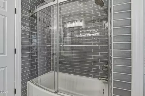 Bath - 204 Georgetown Rd, Raleigh, NC 27608 photo 6 of 7