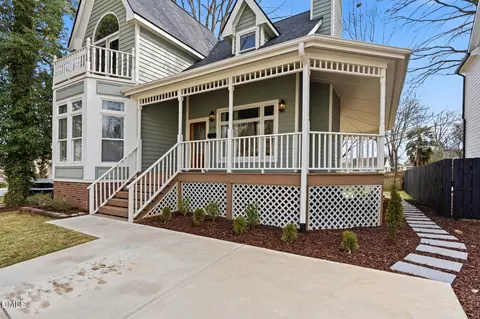 Exterior - 204 Georgetown Rd, Raleigh, NC 27608 photo 2 of 10