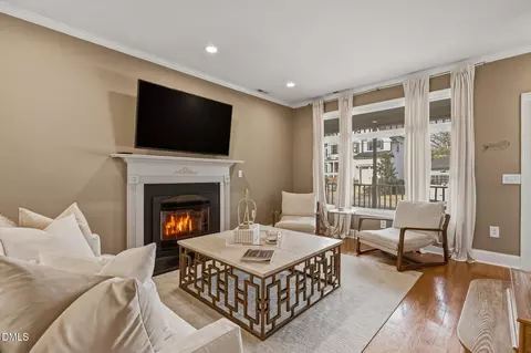 Living - 204 Georgetown Rd, Raleigh, NC 27608 photo 3 of 4
