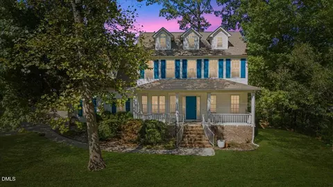 117 Lake Point Dr, Clayton, NC 27527