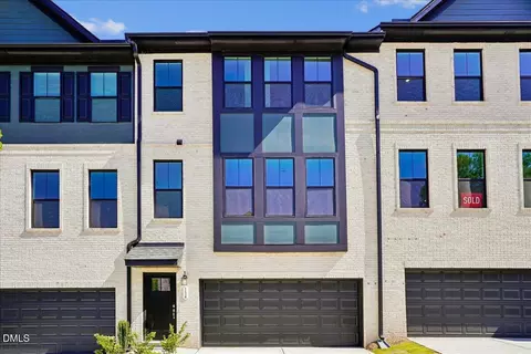 134 Midtown Rows Way #21, Fuquay Varina, NC 27526