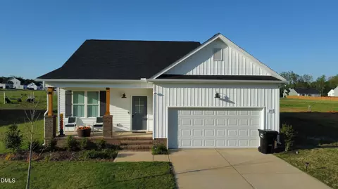 295 Springtooth Dr, Zebulon, NC 27597
