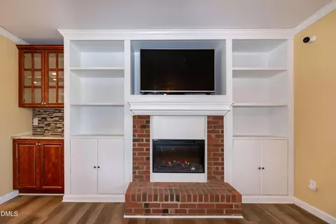 Living - 2846 Jackson King Rd, Willow Spring, NC 27592 photo 4 of 6