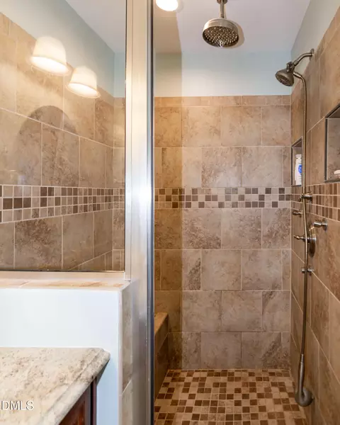 Bath - 2846 Jackson King Rd, Willow Spring, NC 27592 photo 4 of 7