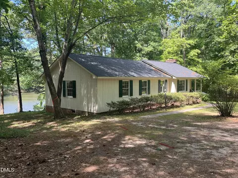 113 Country Brook Ln, Youngsville, NC 27596